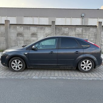 Ford Focus mk2, 1.6, 74 kW, na opravu nebo náhradní díly - 3