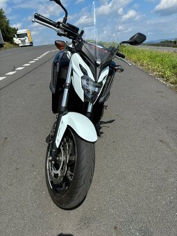Honda CB650F - 3