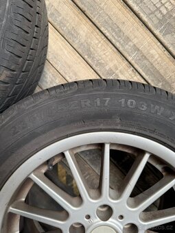 Prodám Alu kola na BMW 8Jx17 ET 34 s pneu 235/55 R17. - 3