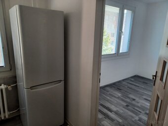 Byt 3+1, balkon, družstevní, 7.NP - 3