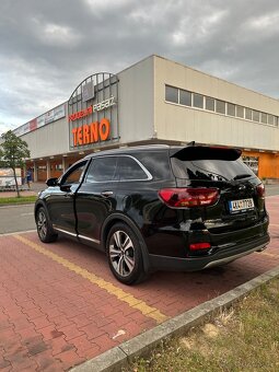 Kia Sorento 2.2 CRDi UM 2018 – 7-místné, Premium výbava - 3