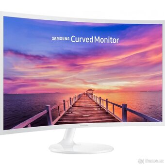 Herní monitor Samsung "32" s prohnutou obrazovkou (PRAHA) - 3