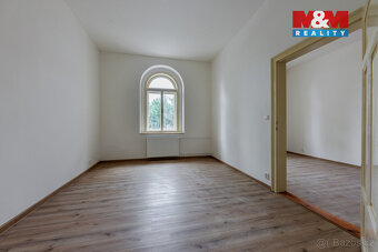 Prodej nájemního domu v Nejdku, ul. náměstí Karla IV. - 3