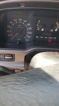 Ford Sierra 2,0 i GL - 3