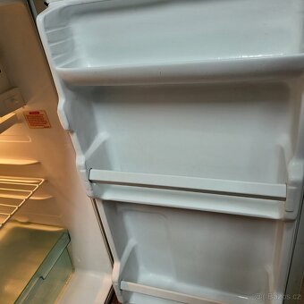 lednička LG s mrazákem 85cm - 3