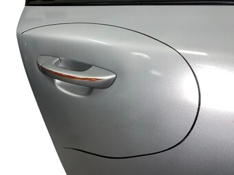 Pravé zadní dveře stříbrná LA7W Škoda Superb 2 sedan 2013 - 3