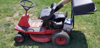 Zahradni traktor / rider - 3