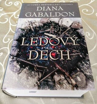 Knihy ze série Cizinka (Outlander) - 3