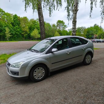 Ford Focus 1.6 74kw,poctivych 171tkm,klima - 3