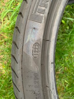 2× letní pneu Pirelli 245/35 R20 (91Y), DOT 1222 - 3