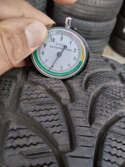 235/60/18 zimni pneu PIRELI BRIDGESTONE 235/60 R18 - 3