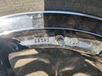 Dezent TZ 205/55 R17, 61/2jx 17h2 et49 - 3