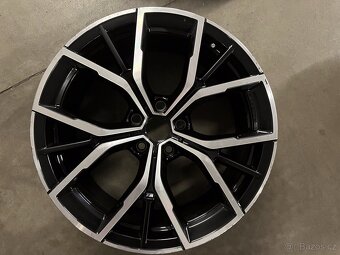 19" originální sada BMW Y-Spoke 845M, TPMS, 5x112 - 3