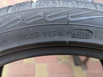 Nokian WR A4 XL 205/45 R17 88V - 3
