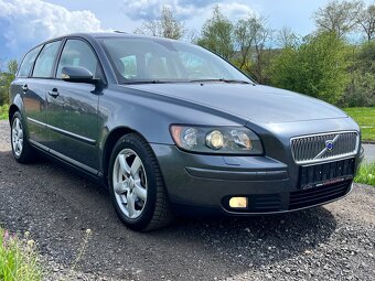 VOLVO V50 T5 2.5 162KW,XENON,VÝHŘEV,KŮŽE,SOUND,TAŽNÉ,MANUAL - 3