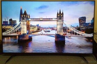 Prodam Samsung UE55TU7072-138cm(55") 4K Ultra HD WiFi SMART - 3