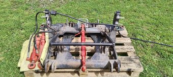 Čelní hydraulika. - 3