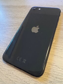 Apple iPhone SE 2020 128gb černý - 3