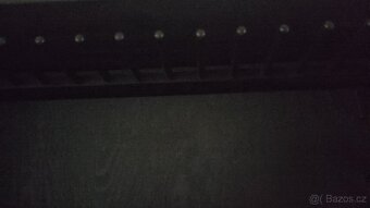 Závěsná dřevěná skříňka Ikea (barová) - 3