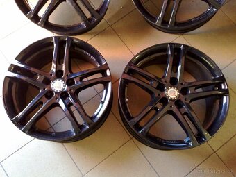 alu kola 5x114,3 r18 - 3