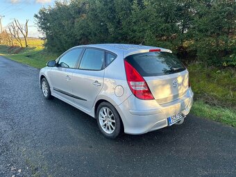 Hyundai i30 1,4i 80kW - rok 2011 - TOP STAV - Nová STK -ČR - 3