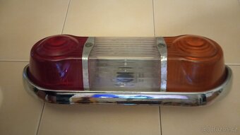 Nové zadní světlo na škodu 1202,RTO - 3