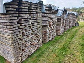 Smrkové a bukové řezivo + smrkové trámy+střešní latě - 3