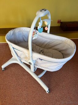 CHICCO Postýlka/lehátko/židlička Baby Hug 4v1 - 3