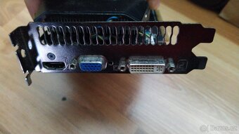 Grafická karta Asus nVidia GeForce GTX 550 Ti 1GB - 3