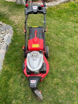 Zahradní sekačka HECHT - 3