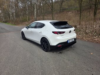 Mazda 3 BP 2019 2.0 - 3