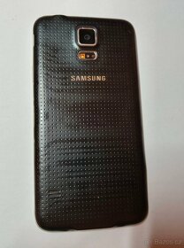 Samsung Galaxy S5 + náhradní baterie (bez nabíječky) - 3