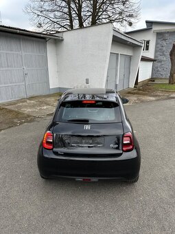 Fiat 500e 2022, Odpocet DPH, top stav - 3