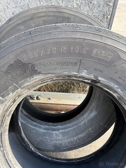 265/70 R19.5 - 3
