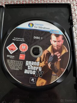 Grand Theft Auto IV - 3