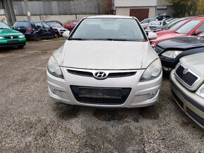 Prodám jen díly Hyundai i30 - 3