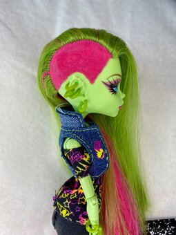Monster High Venus McFlytrap - 3