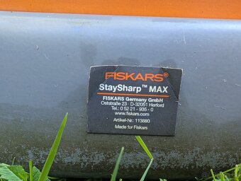 Vřetenová sekačka Fiskars StaySharp™ Max - 3