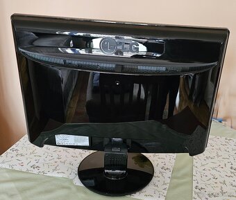 Monitor LG 24" HD - 3