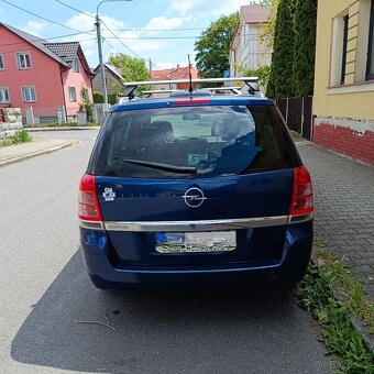 Opel Zafira B 2.2 110kW benzín 2009 - 3