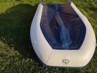 Nafukovací člun Honda Honwave T35 - 3