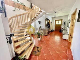 Pronájem části domu - 3+kk, 140 m2, terasa, polosamota - Rad - 3