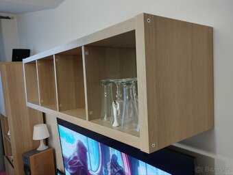 Nástěnná police IKEA - 3