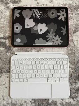 Apple Magic Keyboard pro iPad (10th generation) - česká - 3