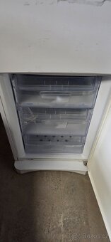 Lednice s mrazákem - 3