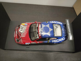 1:18 Autoart Porsche 911 GT3 RS #301 Recaro - 3