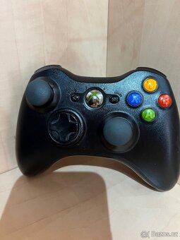 Xbox 360+ovladač - 3