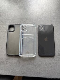 Iphone 11 černý - 3