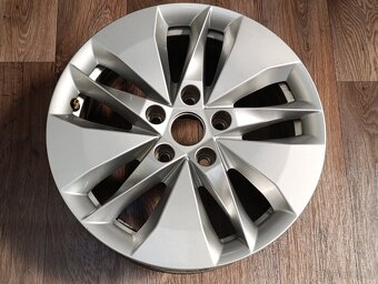 5x112 Škoda Octavia 7Jx16 ET46 číslo dílu 5E3601025AH alu - 3