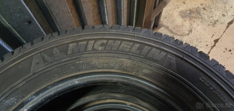 SUV pneu 215/70/16" 104H - Michelin Latitude Cross 2ks. - 3